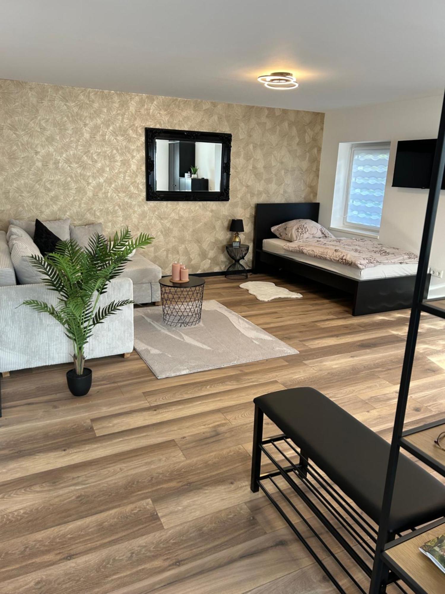 Apartment Ambiente 1 *