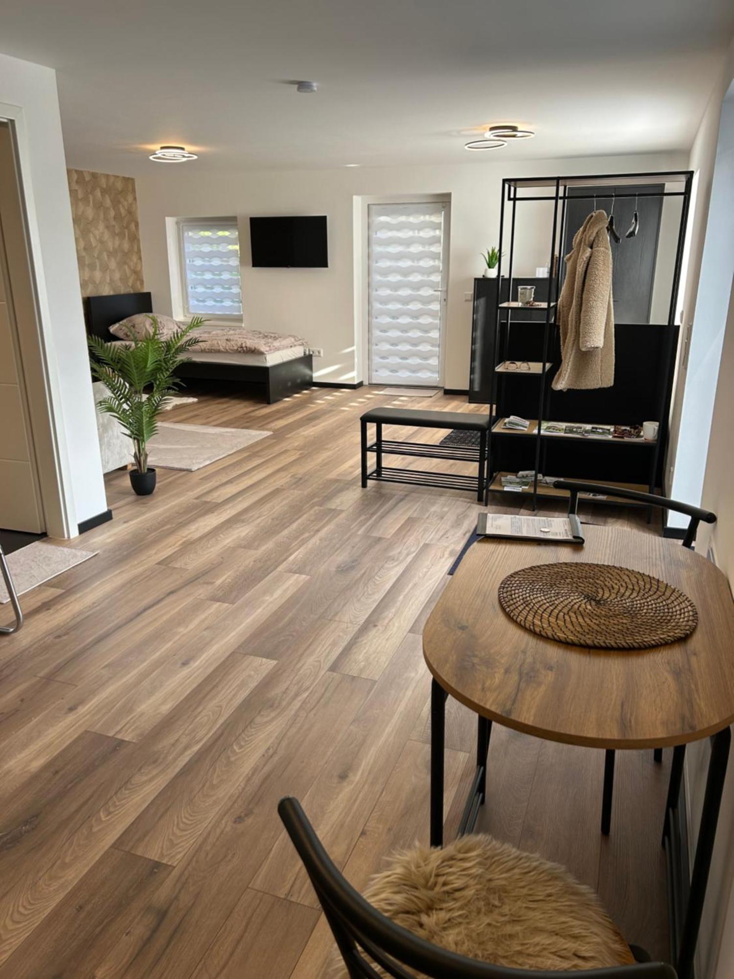 Apartment Ambiente 1 *